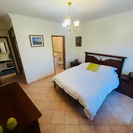 2 Bed Appartment, Close To The Apartment Albufeira